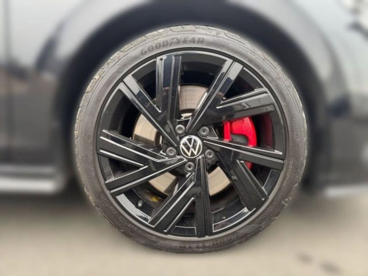 Volkswagen Golf 2.0 TSI GTI DSG (5)