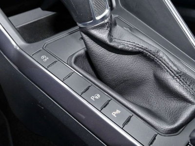 Volkswagen Polo 1.0 tsi R-Line 95cv (13)
