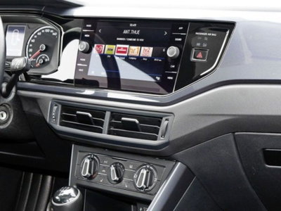 Volkswagen Polo 1.0 tsi R-Line 95cv (8)