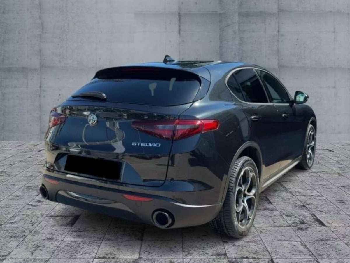 Alfa Romeo Stelvio Stelvio 2.0 Turbo 200 CV AT8 Q4 Sprint (4)
