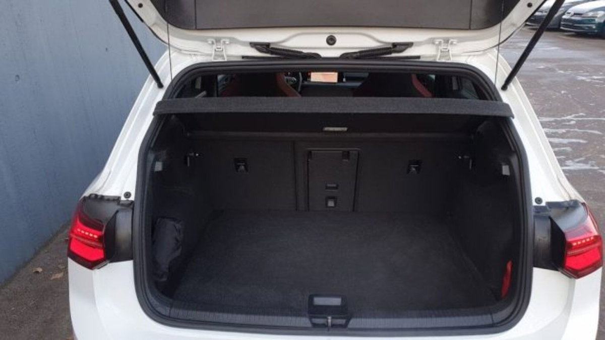 Volkswagen Golf 2.0 tsi GTI MT Ultimate 245cv (20)
