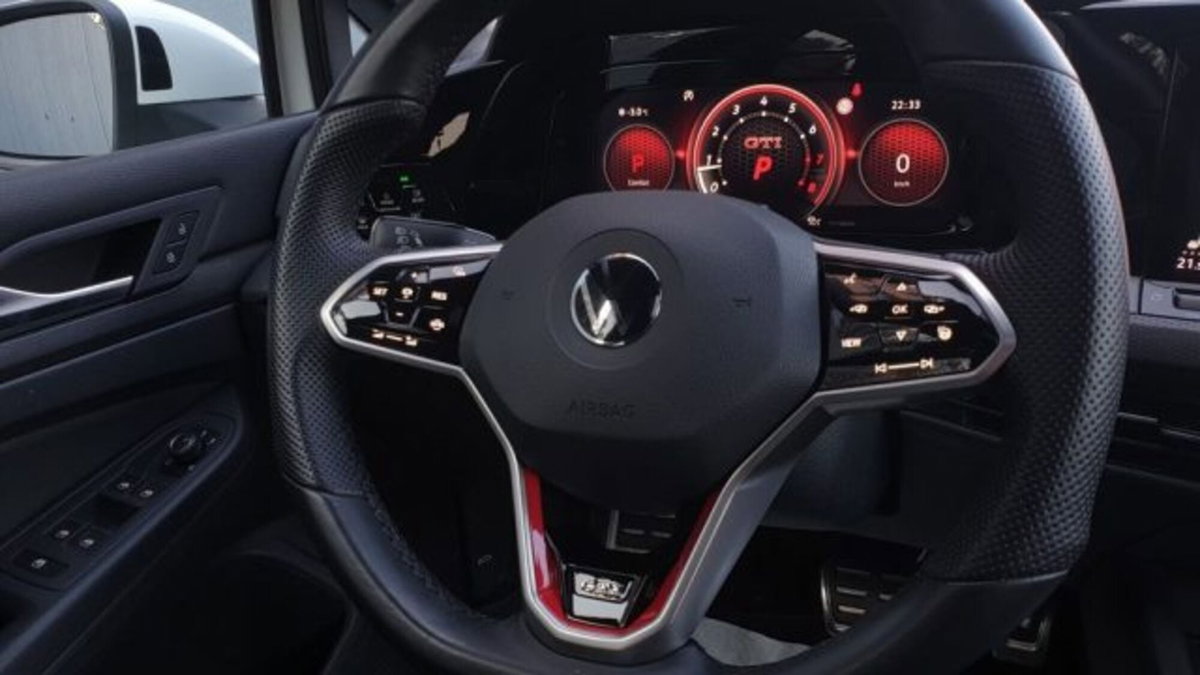 Volkswagen Golf 2.0 tsi GTI MT Ultimate 245cv (8)