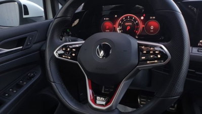 Volkswagen Golf 2.0 tsi GTI MT Ultimate 245cv (8)