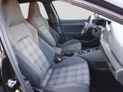Volkswagen Golf 2.0 tsi GTI MT Ultimate 245cv (12)