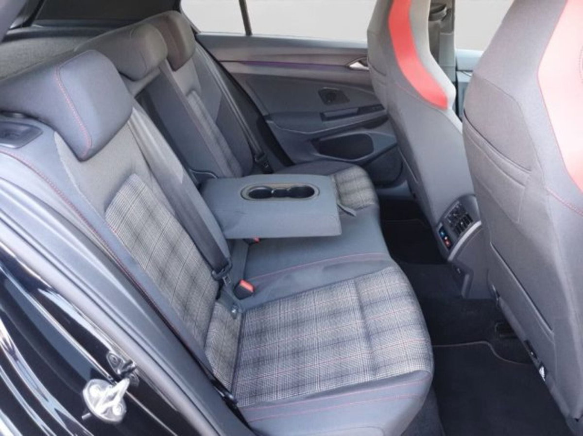 Volkswagen Golf 2.0 tsi GTI MT Ultimate 245cv (13)