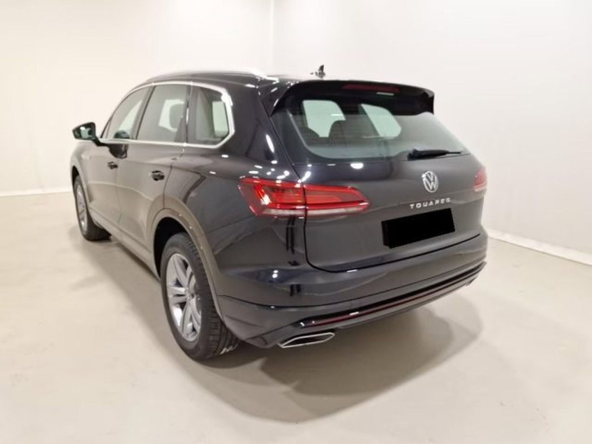 Volkswagen Touareg 3.0 V6 TDI SCR (3)