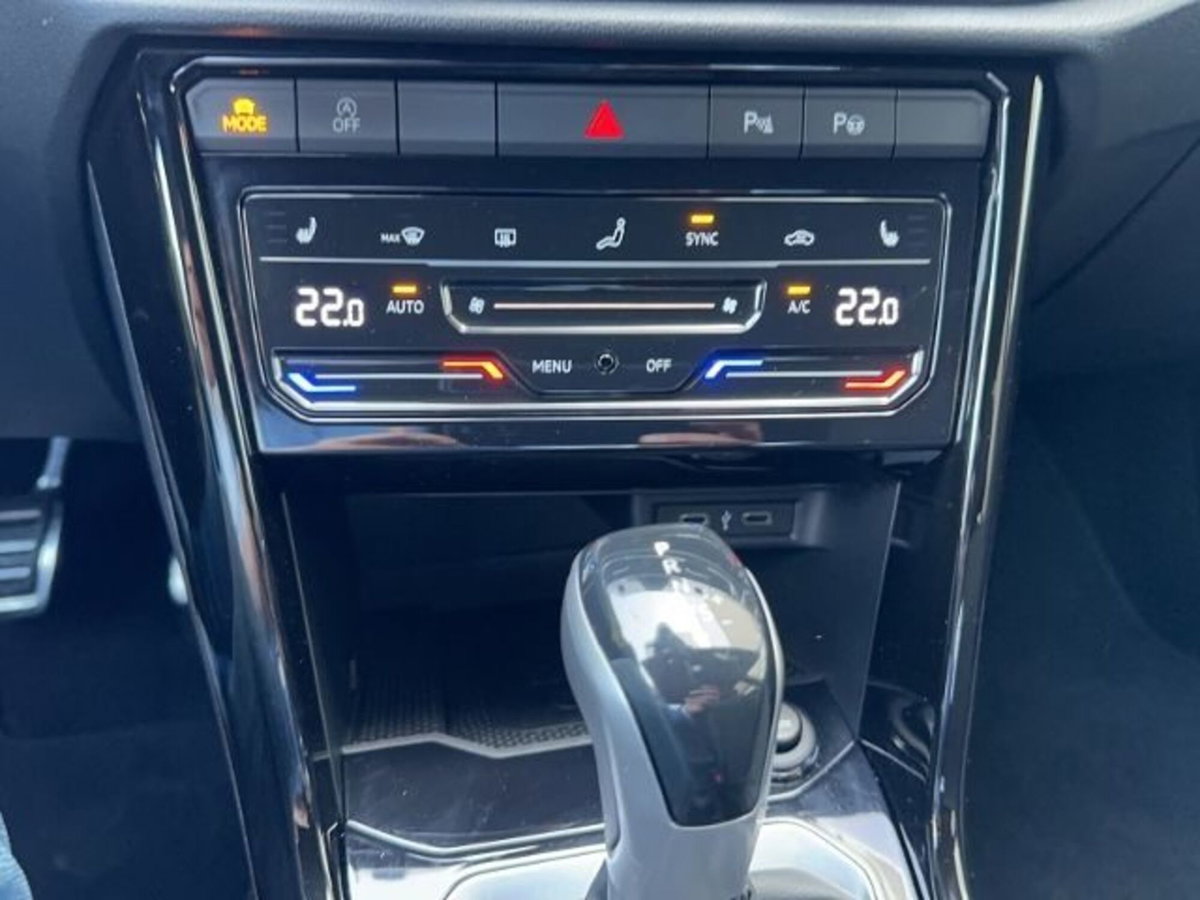 Volkswagen T-Roc 2.0 tdi R-Line 4motion 150cv dsg (14)