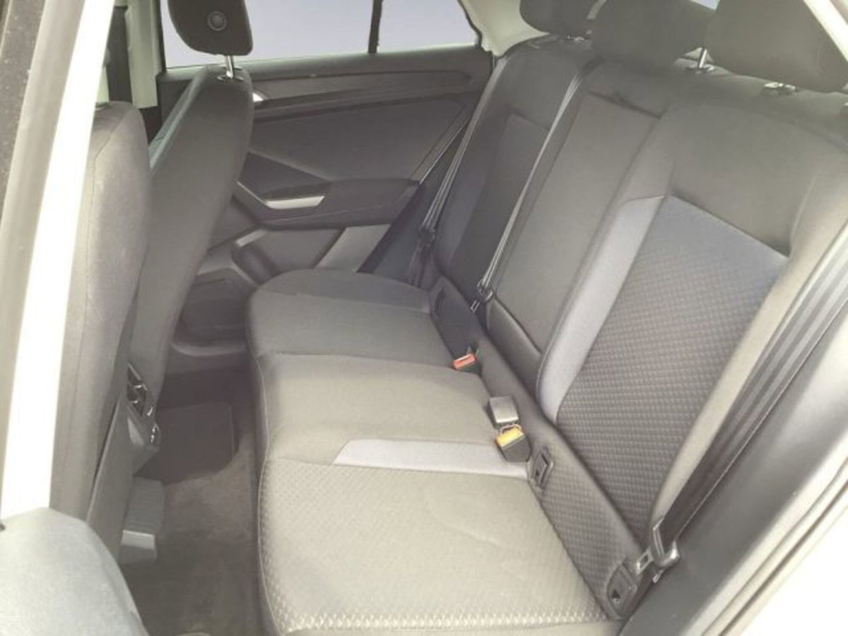 Volkswagen T-Roc 1.6 TDI SCR Advanced BlueMotion Technology (12)