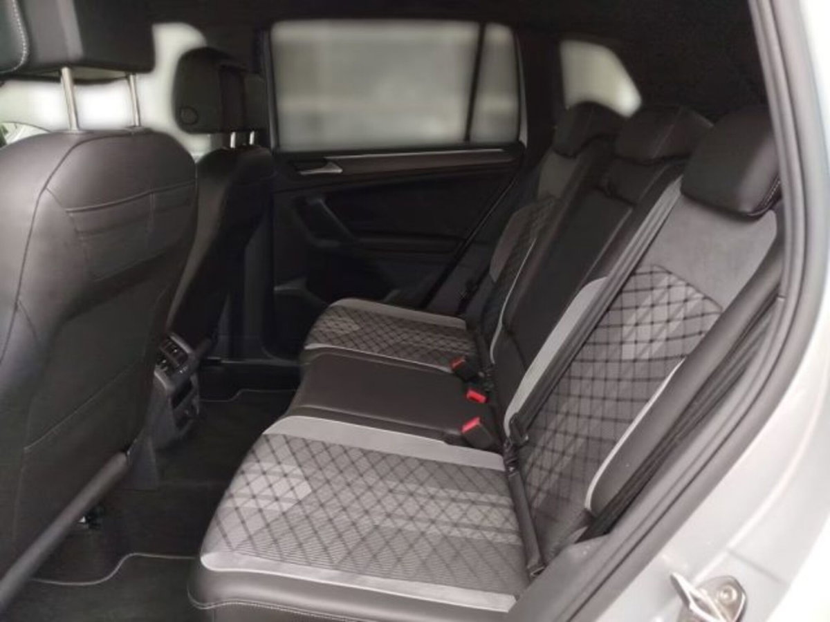 Volkswagen Tiguan Allspace 2.0 TDI 200 CV SCR DSG 4MOTION R-Line (10)