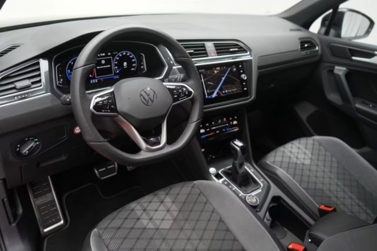 Volkswagen Tiguan Allspace 2.0 TDI 200 CV SCR DSG 4MOTION R-Line (9)