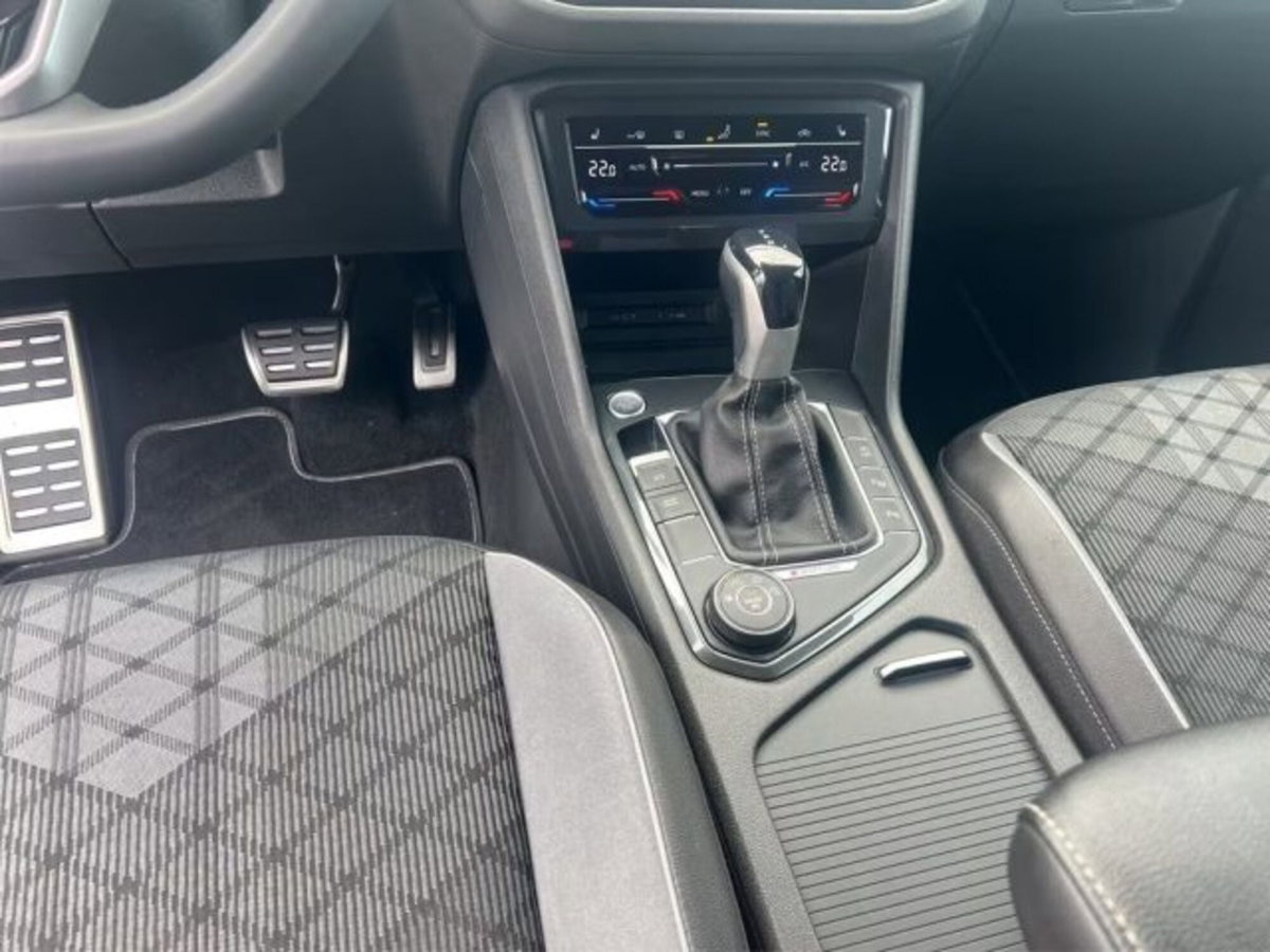 Volkswagen Tiguan Allspace 2.0 TDI 200 CV SCR DSG 4MOTION R-Line (13)