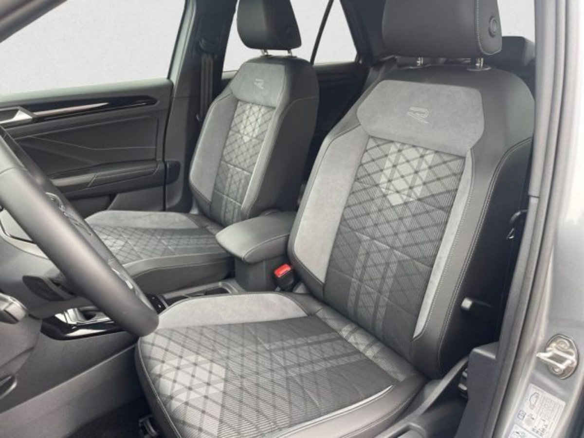 Volkswagen T-Roc 1.5 tsi R-Line dsg (7)