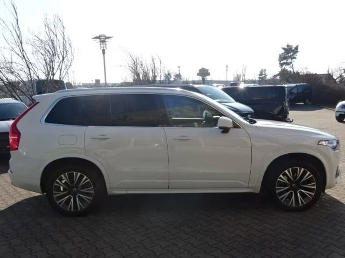 Volvo XC90 B5 (d) AWD Geartronic Momentum Pro (4)