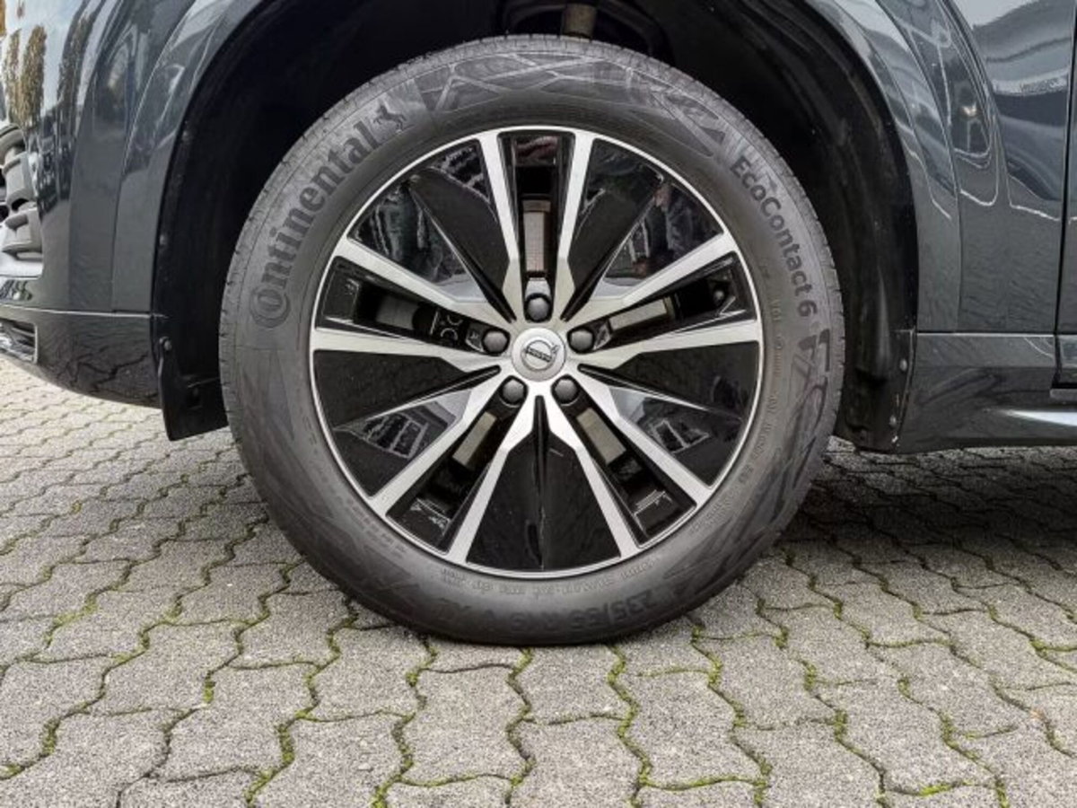 Volvo XC90 B5 (d) AWD Geartronic 7 posti Momentum Pro (4)