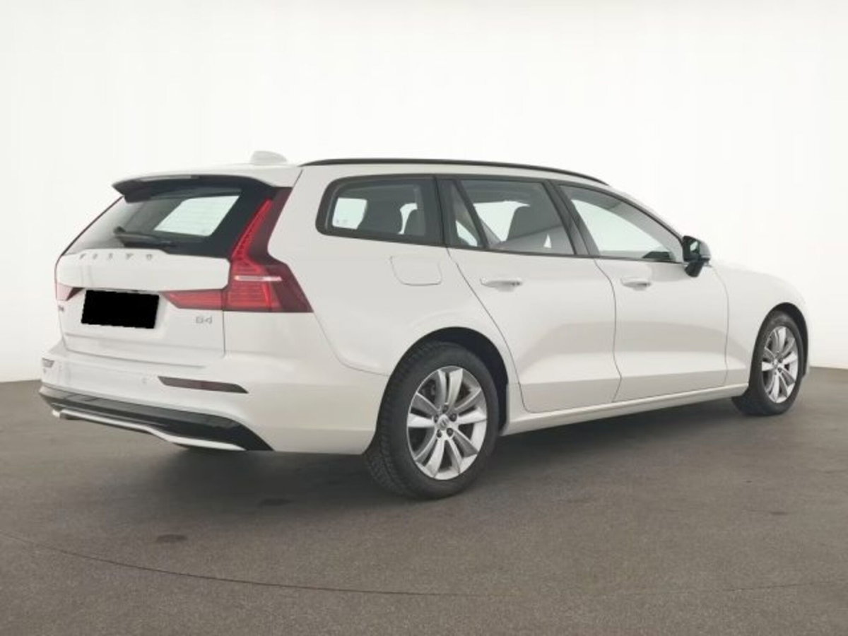 Volvo V60 B4 automatico Plus Dark (5)