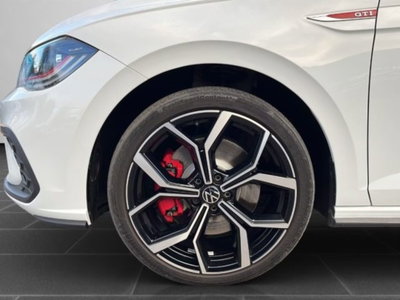Volkswagen Polo 2.0 tsi GTI dsg (8)