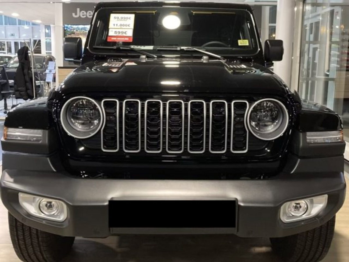 Jeep Wrangler Unlimited 2.0 Turbo Sahara (2)