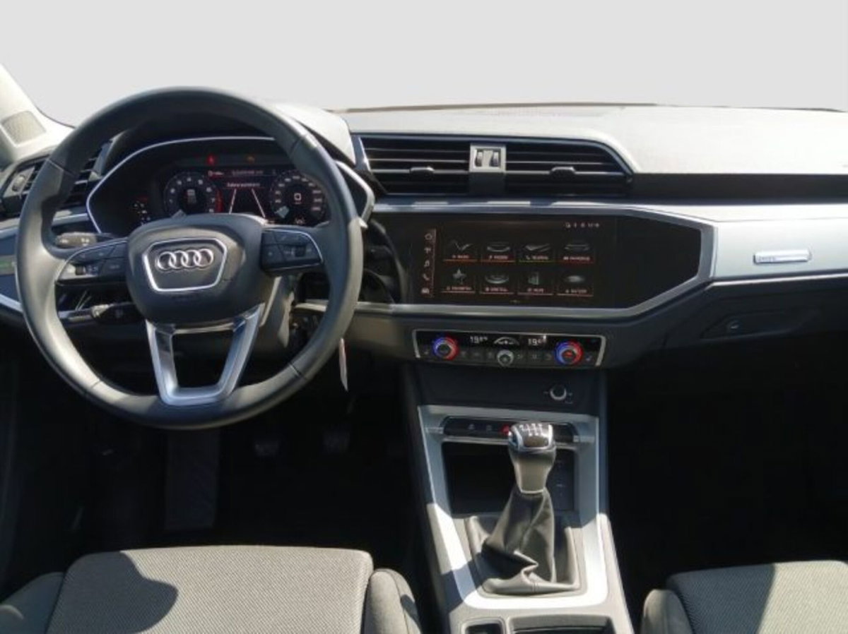 Audi Q3 35 1.5 tfsi (9)
