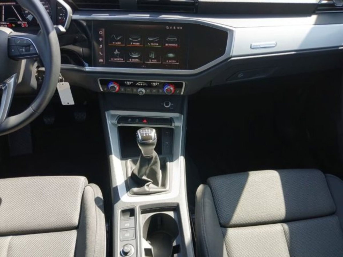 Audi Q3 35 1.5 tfsi (10)