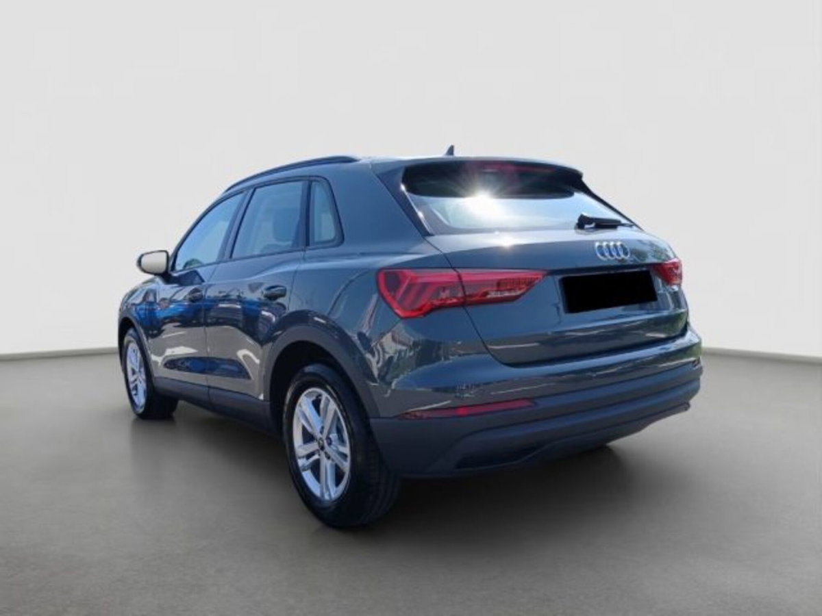 Audi Q3 35 1.5 tfsi (2)