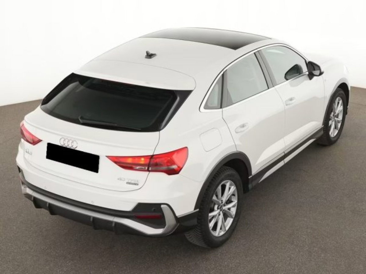 Audi Q3 Sportback 40 TFSI S tronic quattro edition (8)
