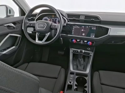 Audi Q3 Sportback 40 TFSI S tronic quattro edition (13)