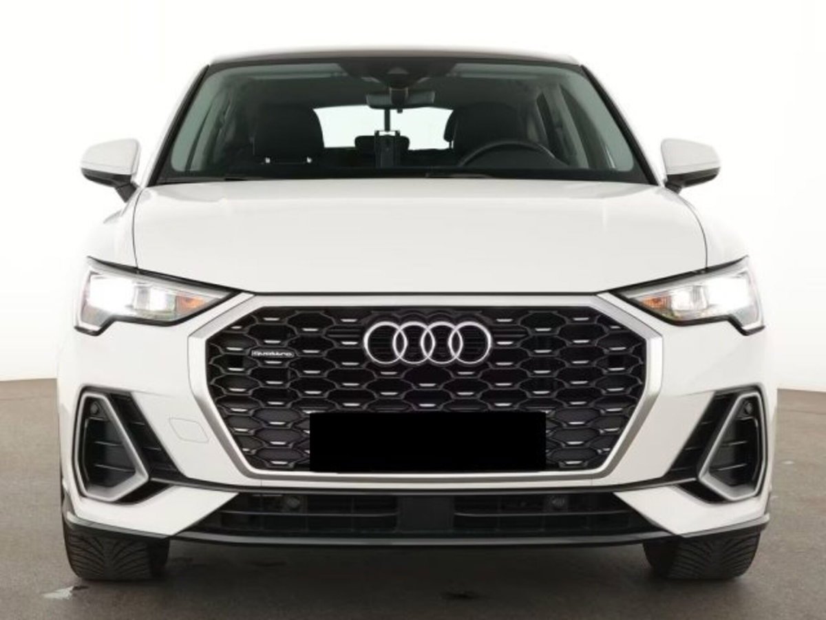 Audi Q3 Sportback 40 TFSI S tronic quattro edition (2)