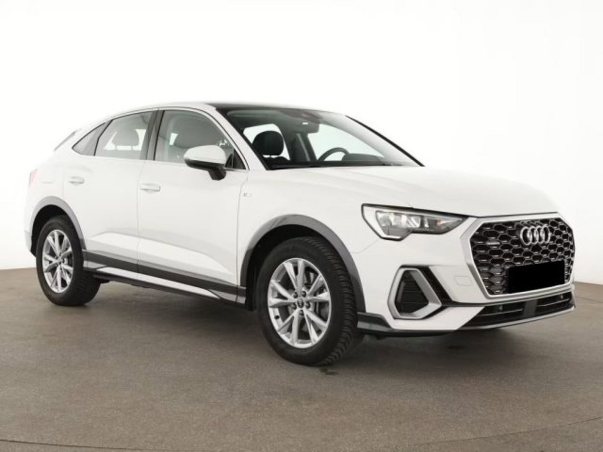 Audi Q3 Sportback 40 TFSI S tronic quattro edition (3)