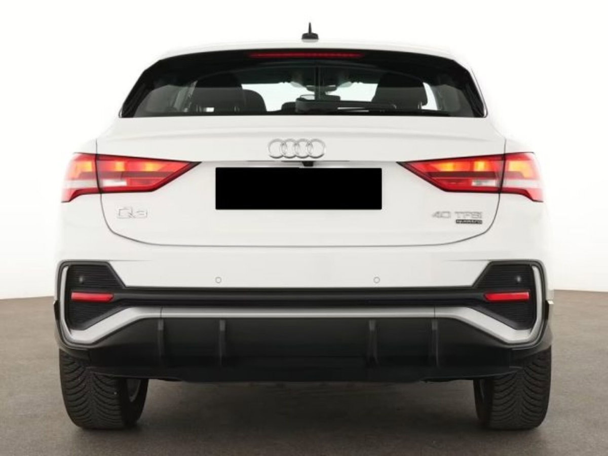 Audi Q3 Sportback 40 TFSI S tronic quattro edition (5)