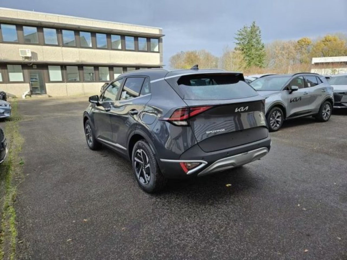 Kia Sportage 1.6 TGDi HEV AT GT-line Plus (3)