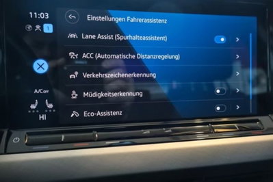 Volkswagen Golf 2.0 TDI SCR Life (17)