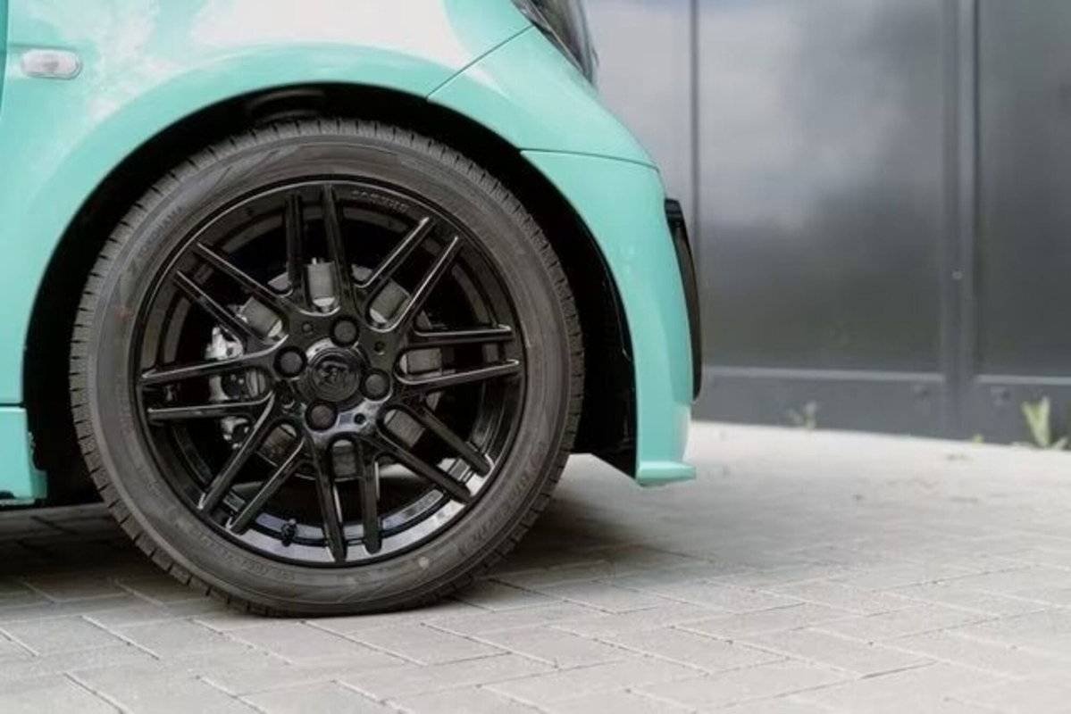 smart Fortwo Cabrio EQ cabrio BRABUS Style (6)