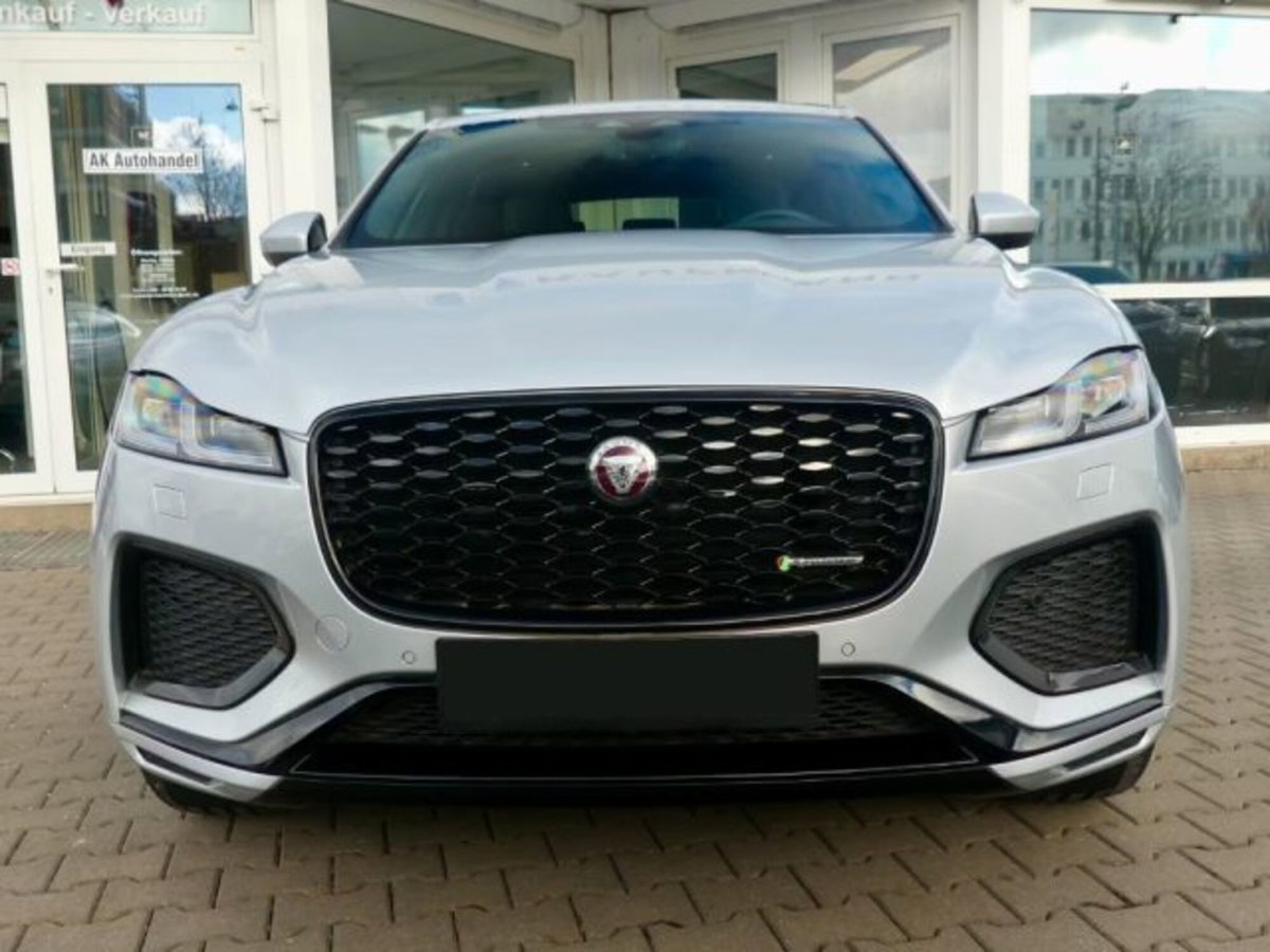 Jaguar F-Pace 2.0 250 CV AWD aut. R-Dynamic SE (2)