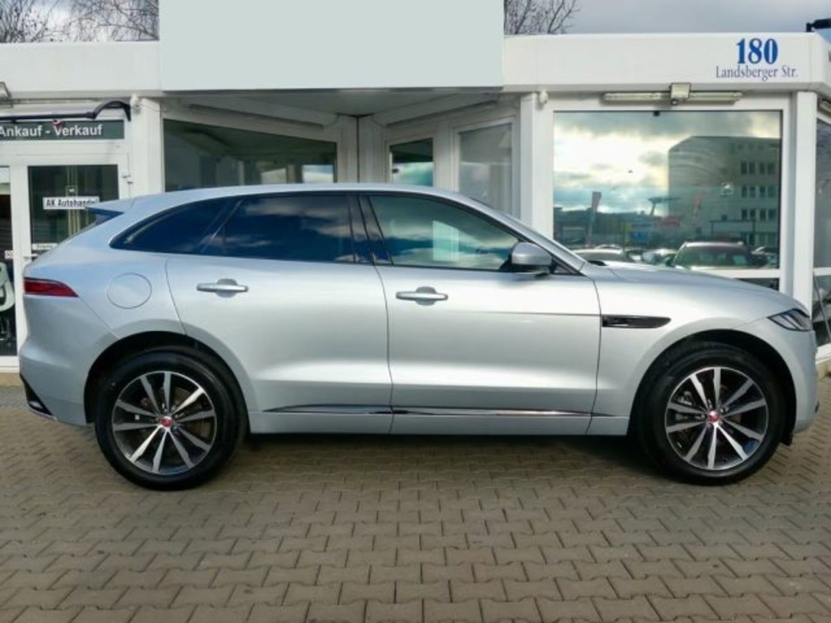 Jaguar F-Pace 2.0 250 CV AWD aut. R-Dynamic SE (4)