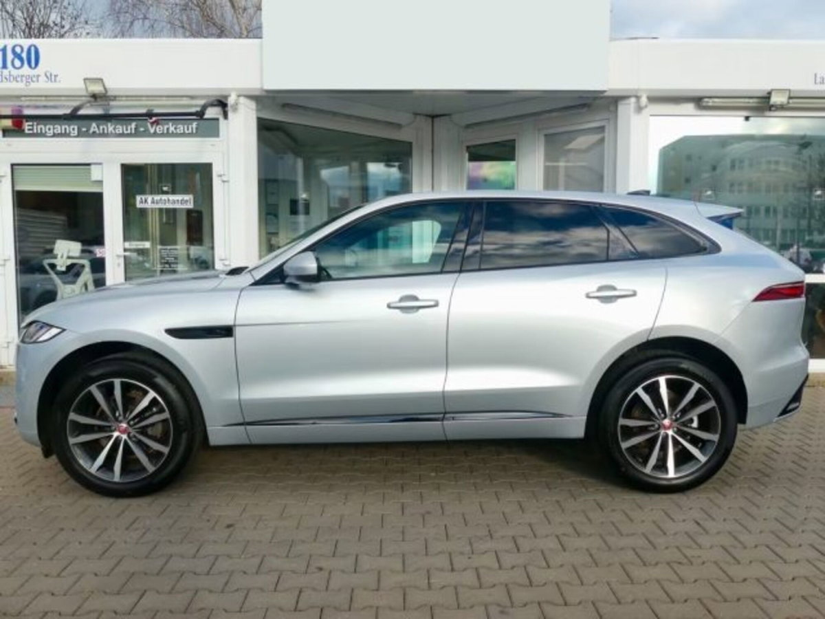 Jaguar F-Pace 2.0 250 CV AWD aut. R-Dynamic SE (8)