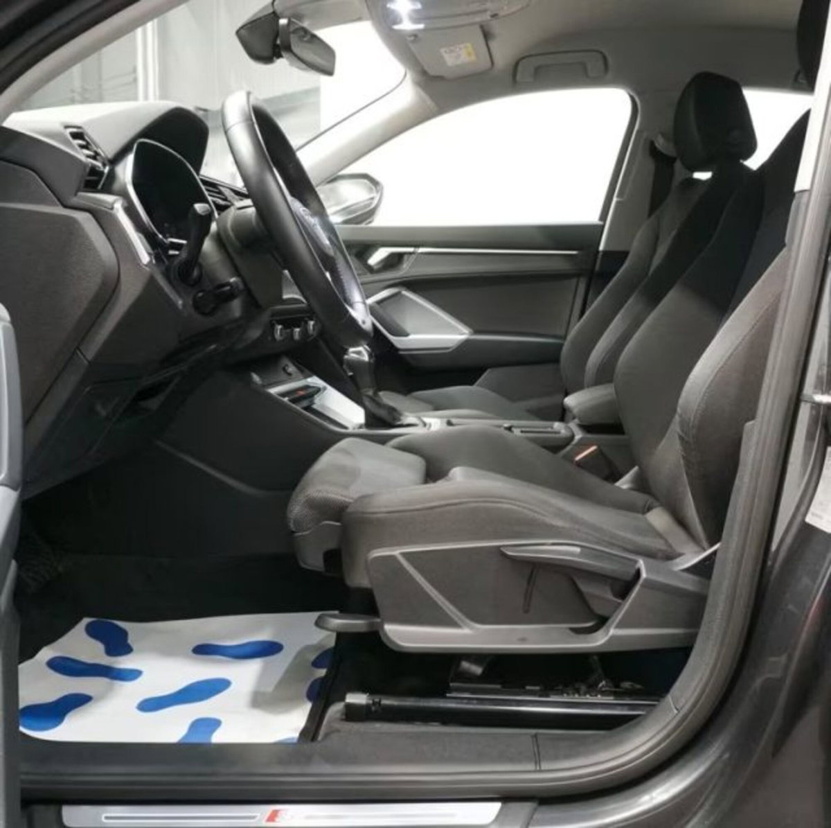Audi Q3 Sportback 40 TDI quattro S tronic S line edition (6)