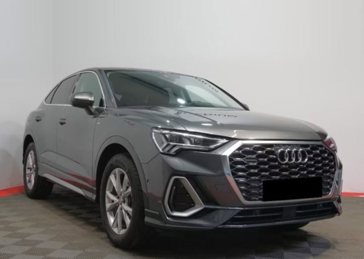 Audi Q3 Sportback 40 TDI quattro S tronic S line edition (2)