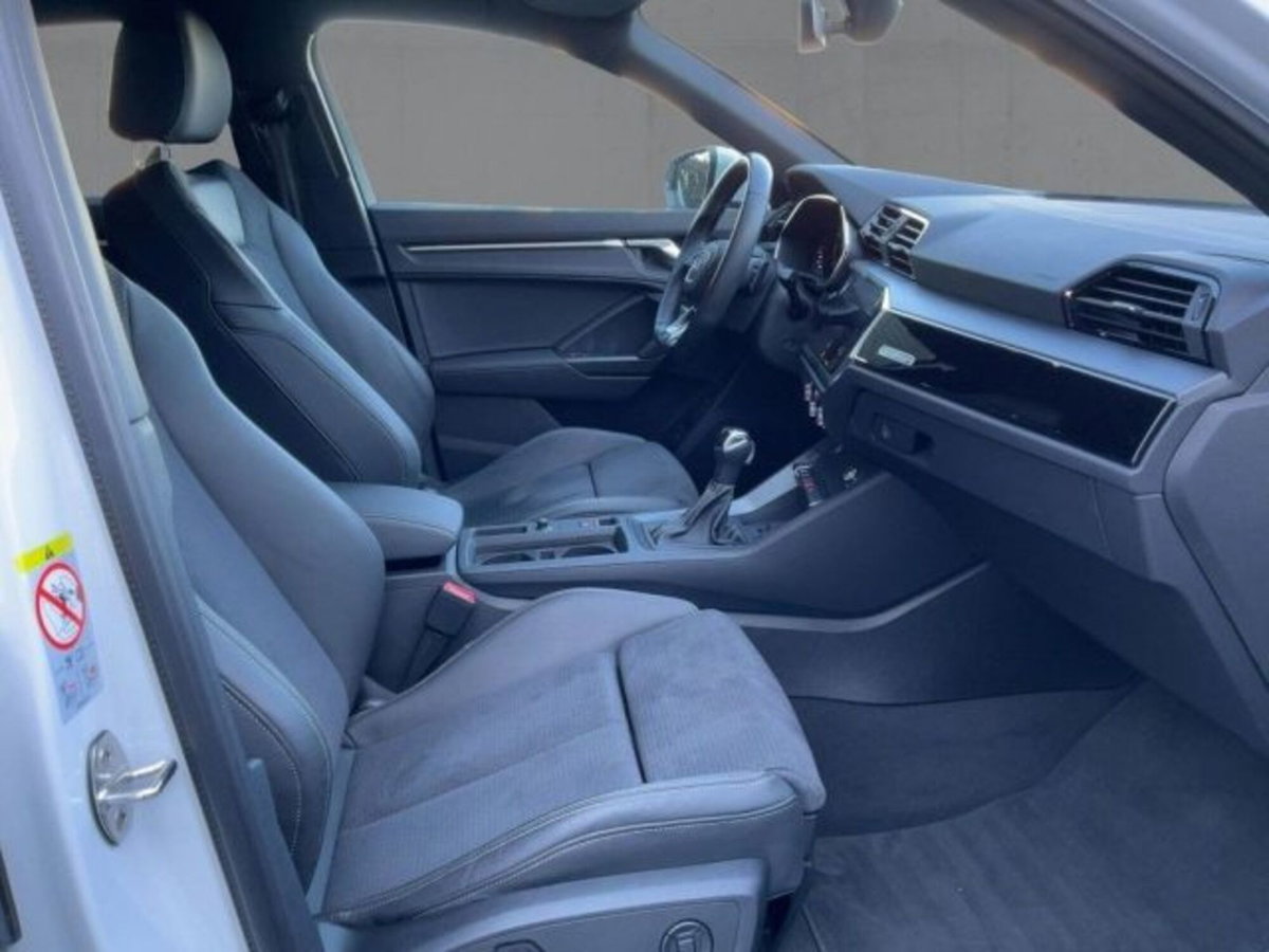 Audi Q3 Sportback 40 TDI quattro S tronic S line edition (12)