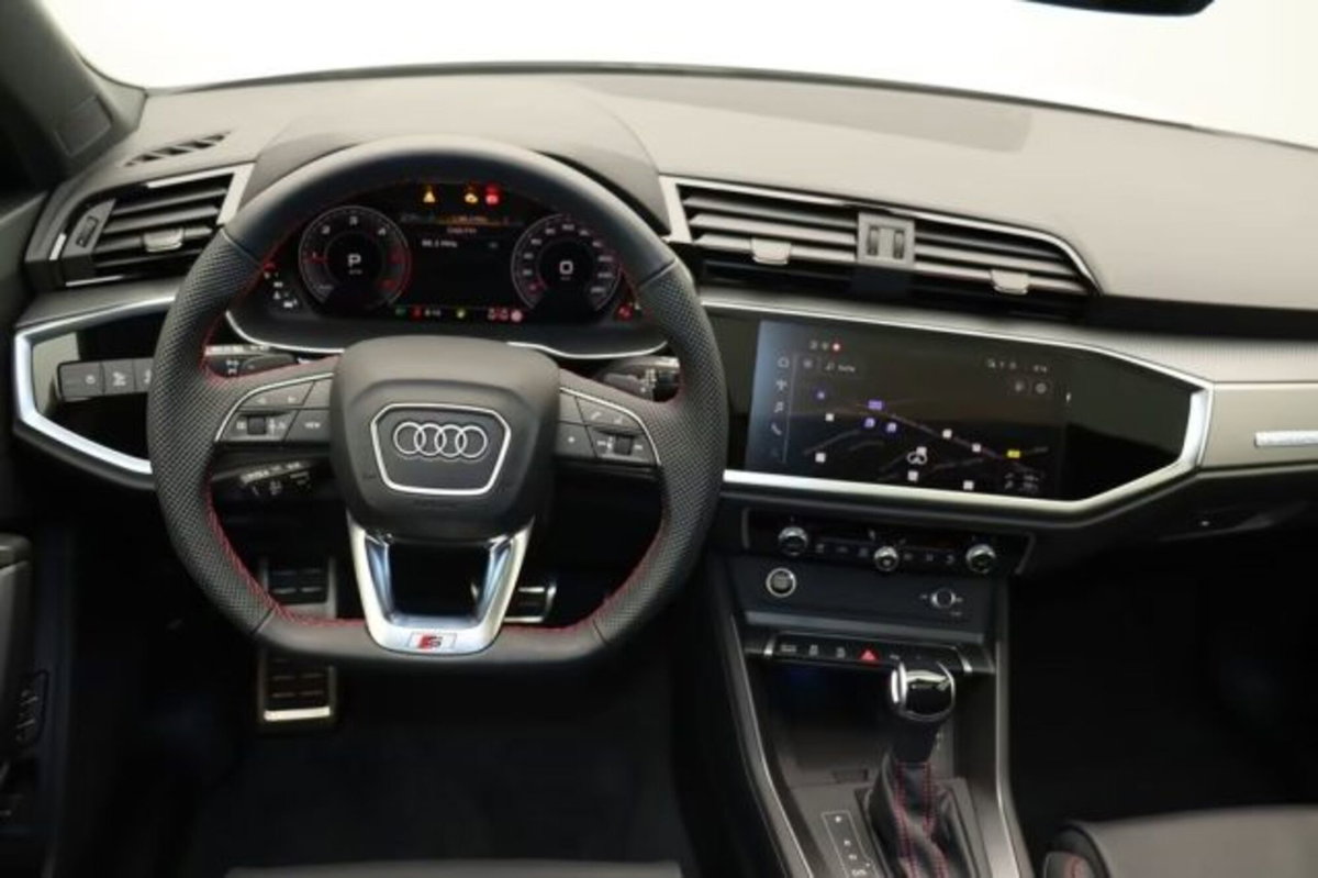 Audi Q3 Sportback 40 2.0 tdi S line edition quattro 193cv s-tronic (13)