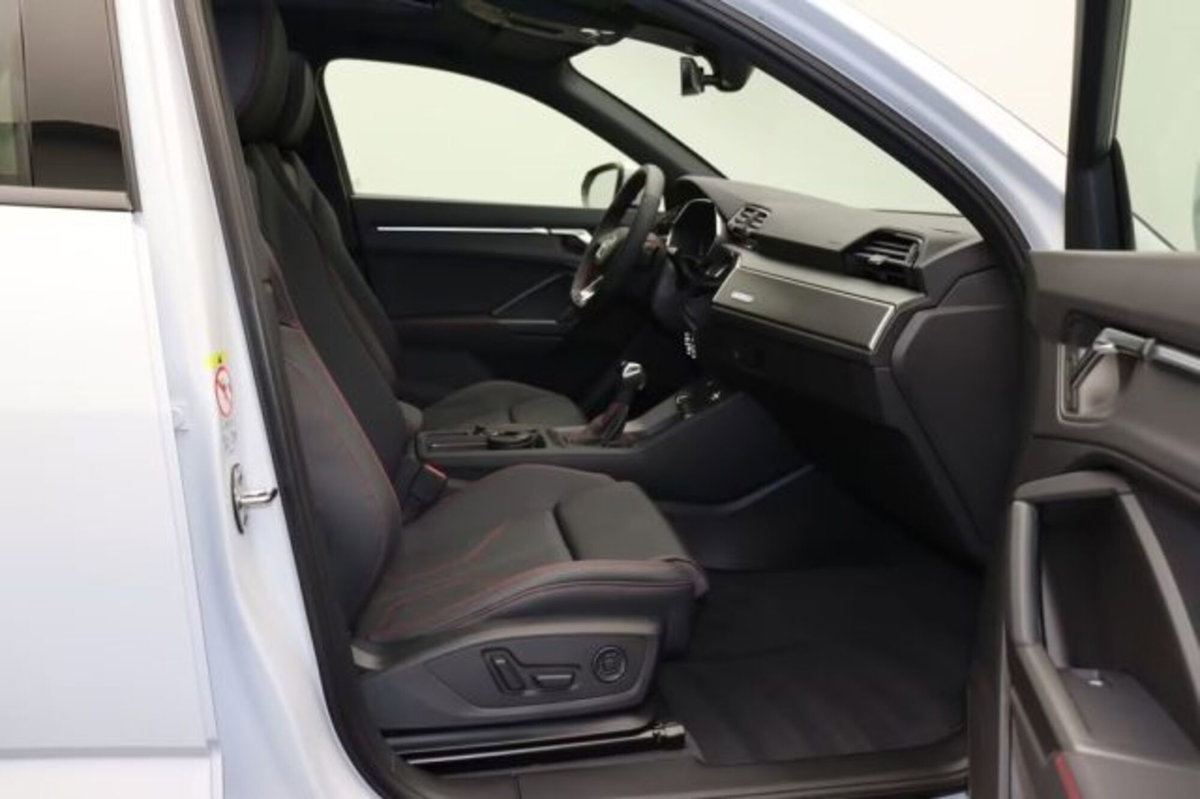 Audi Q3 Sportback 40 2.0 tdi S line edition quattro 193cv s-tronic (14)