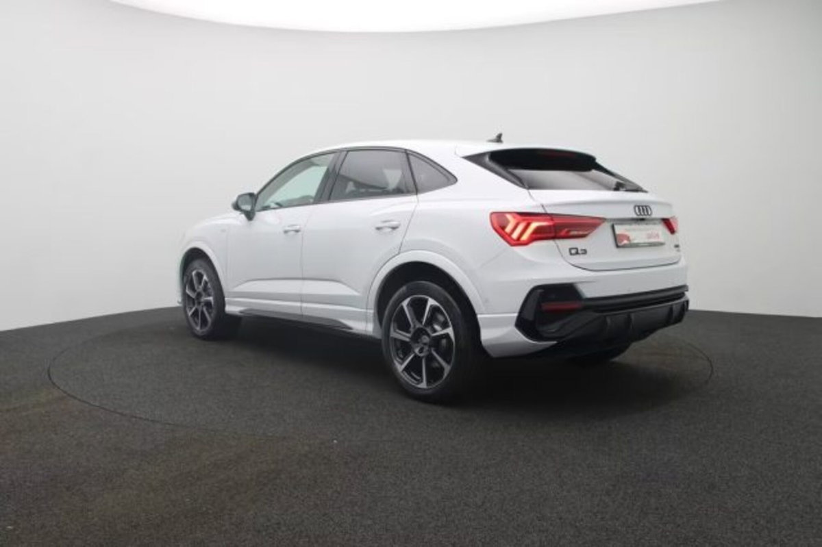 Audi Q3 Sportback 40 2.0 tdi S line edition quattro 193cv s-tronic (3)