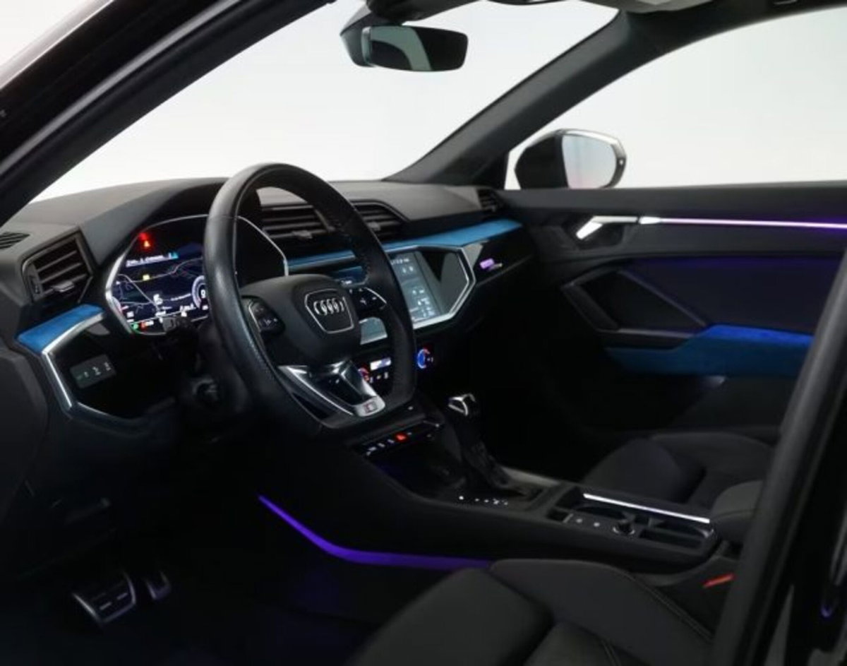 Audi Q3 Sportback 40 TDI quattro S tronic S line edition (18)