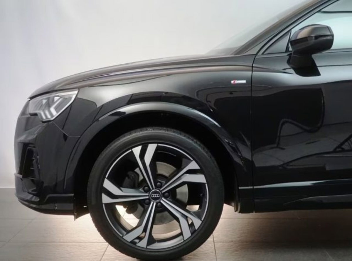 Audi Q3 Sportback 40 TDI quattro S tronic S line edition (4)