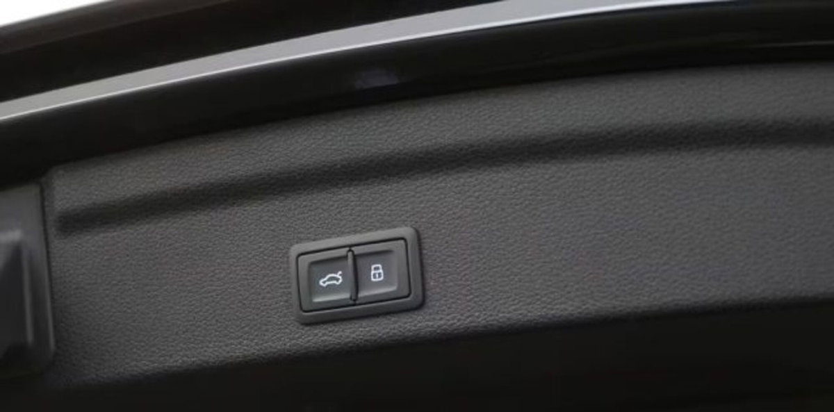 Audi Q3 Sportback 40 TDI quattro S tronic S line edition (9)