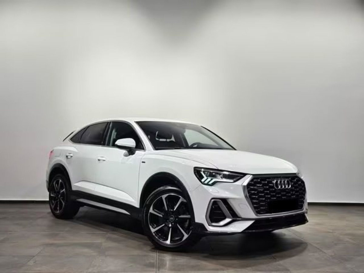 Audi Q3 Sportback 40 TDI quattro S tronic S line edition (3)