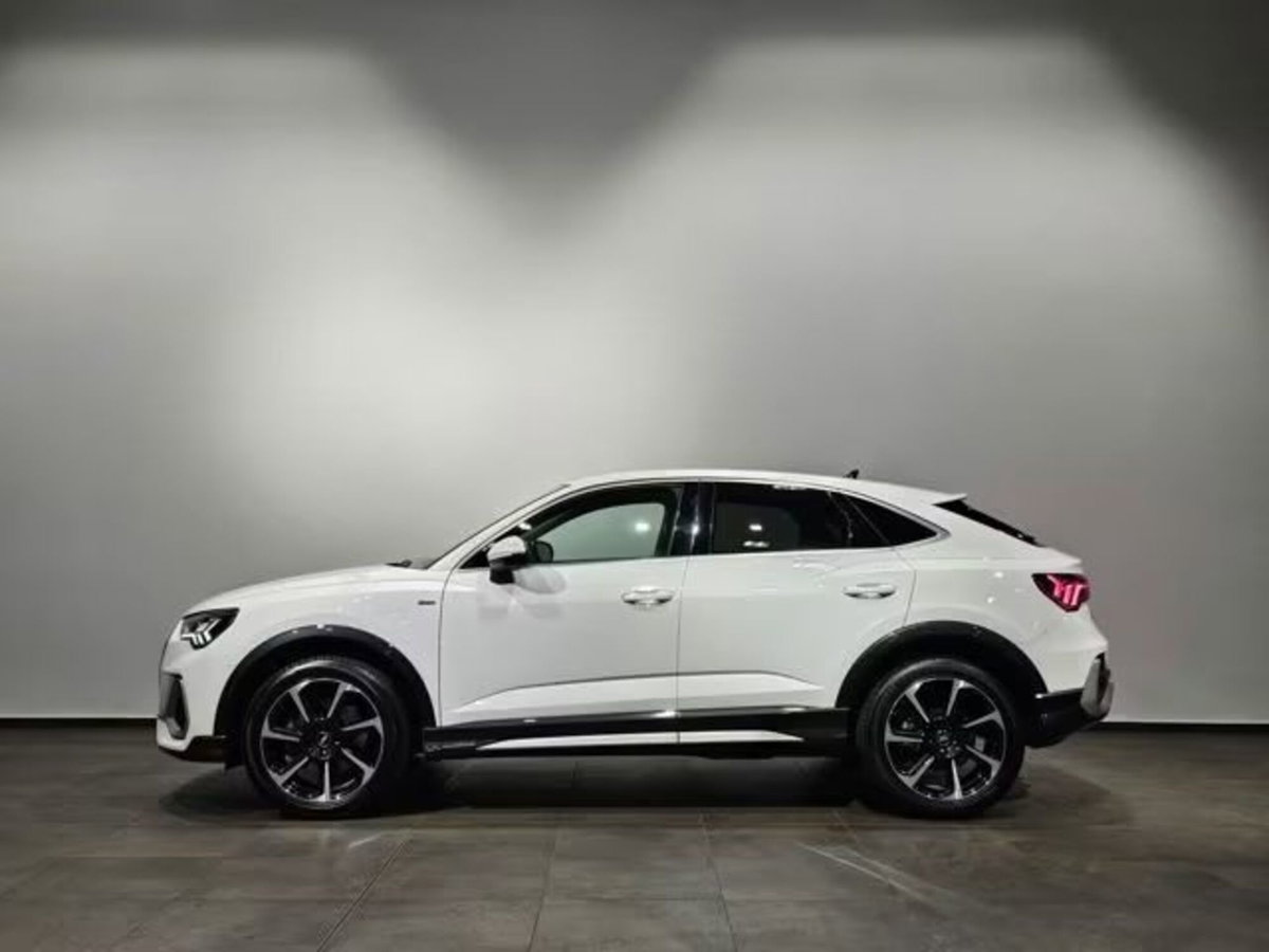 Audi Q3 Sportback 40 TDI quattro S tronic S line edition (5)