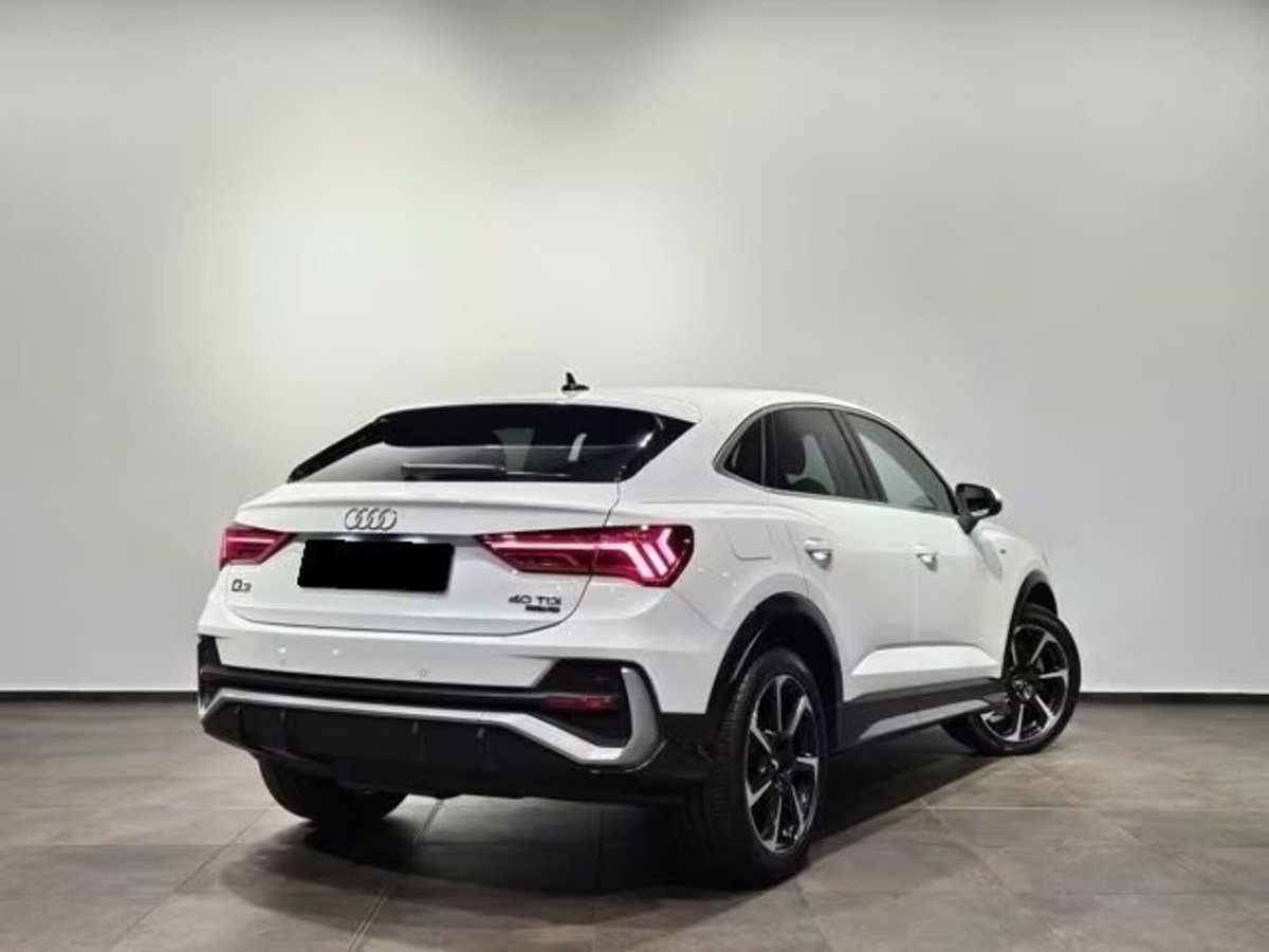 Audi Q3 Sportback 40 TDI quattro S tronic S line edition (6)