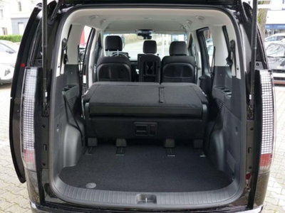 Hyundai Staria 1.6 hev 2wd auto (13)