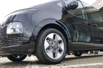 Hyundai Staria 1.6 hev 2wd auto (15)