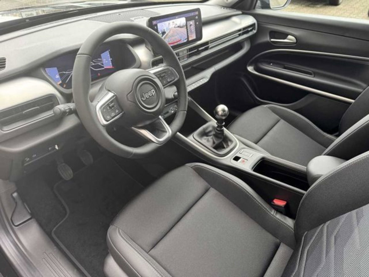 Jeep Avenger 1.2 turbo Summit fwd 100cv (13)